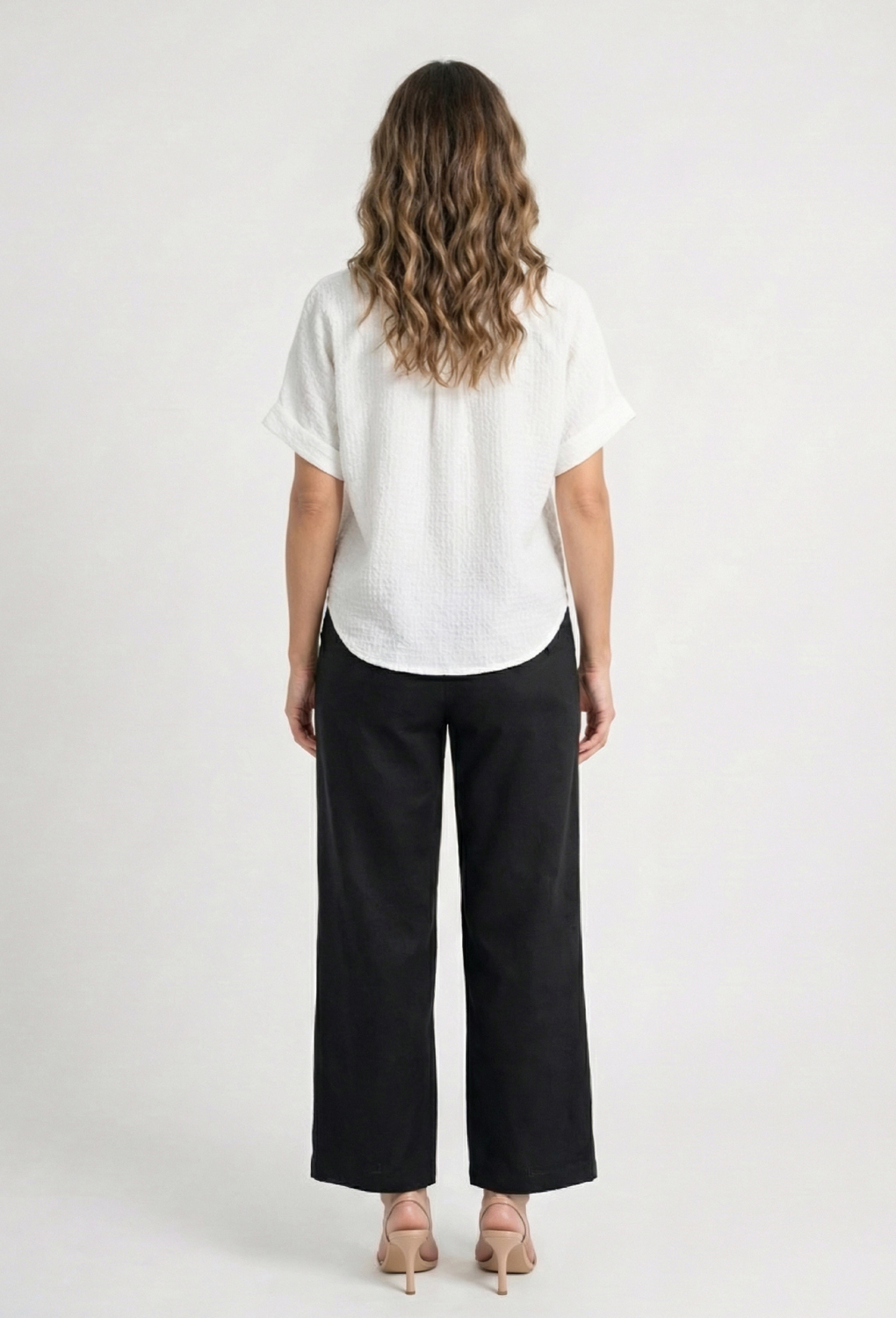Model Photo 3